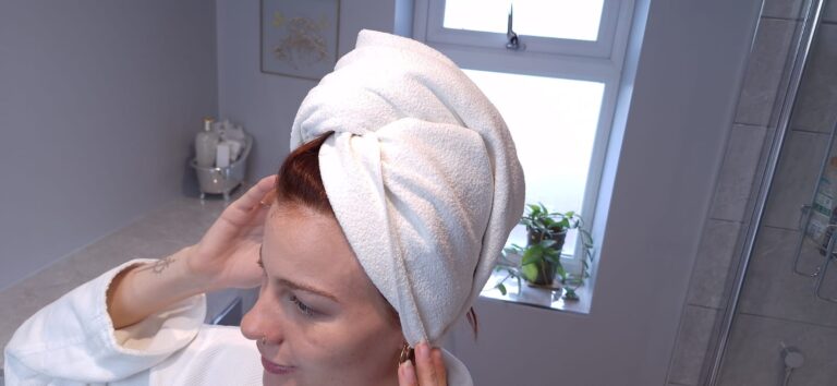 Protecht White Hair Towel 4